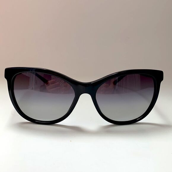 🕶Burberry BE4239Q Made in Italy Sunglasses - Picture 4 of 11